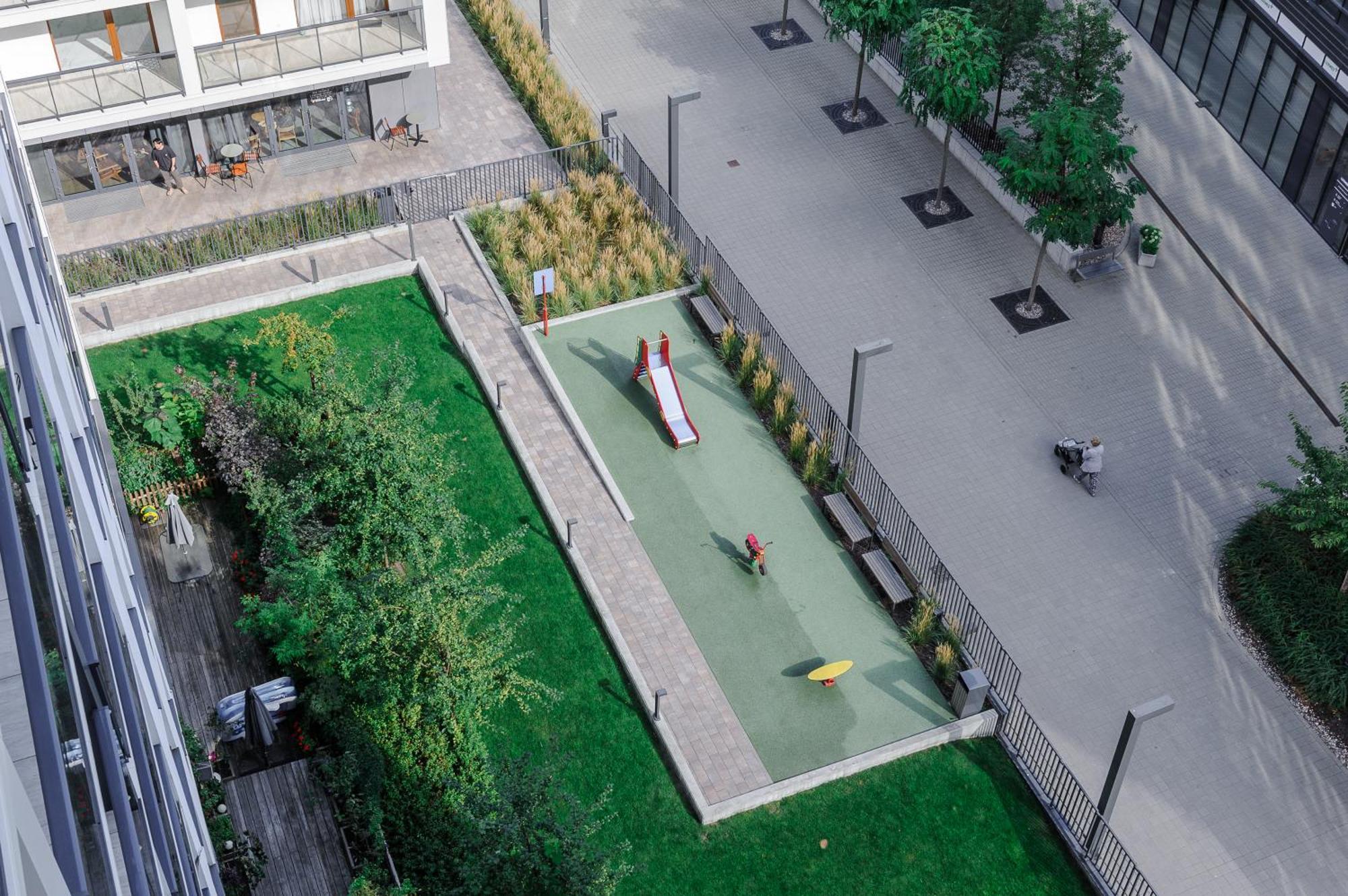 Lumina Apartment With Parking Near Muzeum Powstania Varşovia Exterior foto